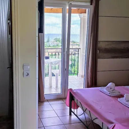 Catamaran Corfu Lägenhetshotell Acharavi (Corfu)