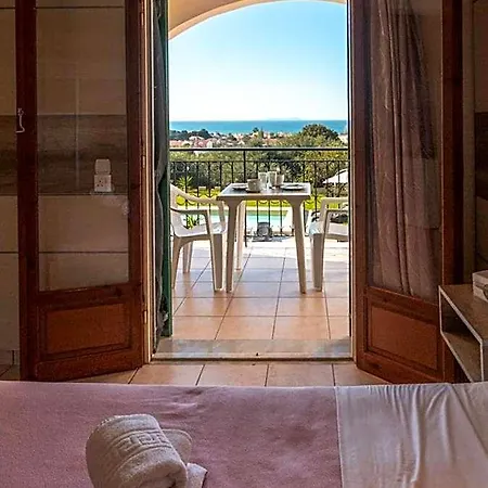 Catamaran Corfu 3*
