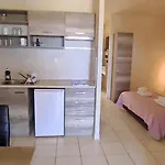 Catamaran Corfu Apart Otel