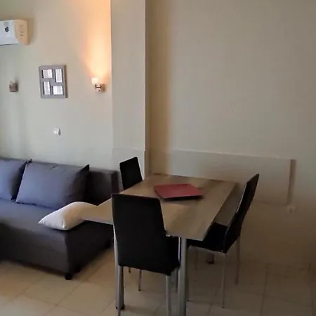 Catamaran Corfu Aparthotel 3*
